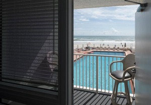 Ocean Jewel 219, 1 Bedroom, Ocean View, 2nd Floor, Pool, Sleeps 6