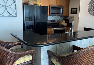 OPEN FALL DATES! 2BR/2BA w/Bunks, Beach Chair Svc Incl. Beautiful balcony views!