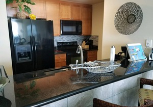 OPEN FALL DATES! 2BR/2BA w/Bunks, Beach Chair Svc Incl. Beautiful balcony views!