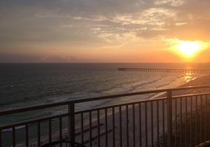 OPEN FALL DATES! 2BR/2BA w/Bunks, Beach Chair Svc Incl. Beautiful balcony views!