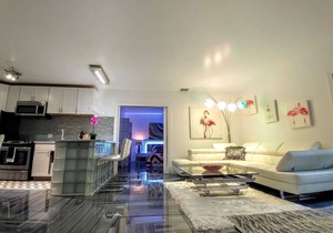 ORCHID VILLA #1 3 BEDROOM HOME! HEATED POOL, PETS