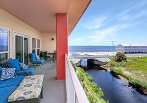 Paradise Shores 303 by Pristine Properties Vacation Rentals