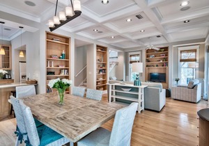 Park District! 2-5 Blocks from the Beach! Outdoor Grill! Sonos Sound System!