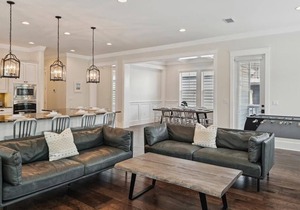 Pet Friendly 30A Rental w/ Large Fenced In Yard & Screened in Porch + Huge Pool!
