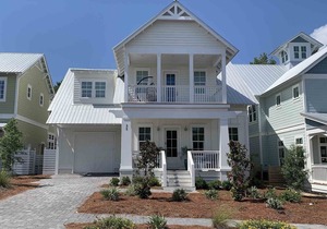 Private Home in Blue Mountain Beach. Easy Walk to Beach