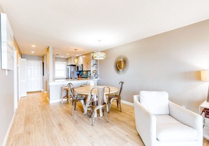 Ramsgate getaway w/panoramic view, beach access & shared pool