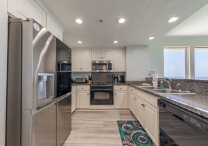 Recently updated luxury unit at Treasure Island resort 3BR * 19th floor.