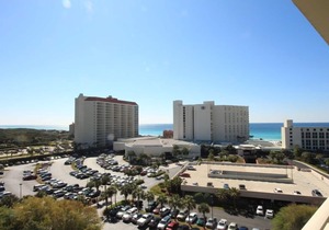 Remodeled. Luau 6705 in Sandestin.Tram, wifi, larger Studio with balcony