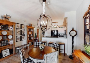 Richly designed beachfront condo with pools, hot tub, gym & amazing views