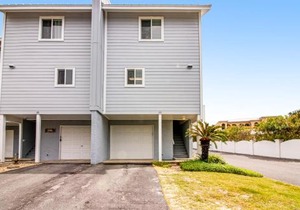 Sea Bluff Townhomes 19