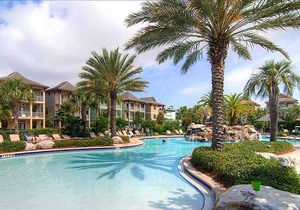 Short Walk 2 Beach! Lagoon Pool~Hot Tub~2 Living Areas~4BR Happily Ever After