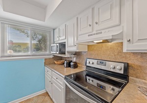 Southbay by the Gulf, 3 BR, Pool out Front Door, Gas Grill, 5min walk to beach