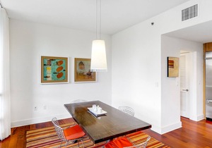 Spacious Condo W/ High-Speed WiFi, Shared Pool & Beach Access!
