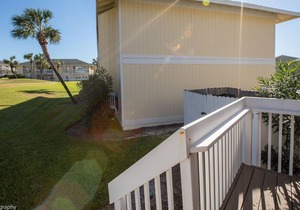 SPC 1064 - 1 BR on the golf course - sleeps 4 by RedAwning