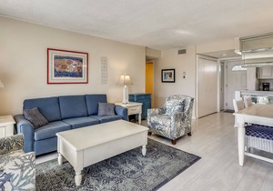SPC 1082 - 2 BR on the golf course - close to the pool by RedAwning
