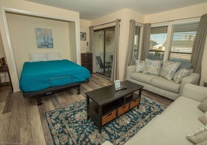 SPC8209 - Upstairs Studio with Murphy Bed - Sleeps 4