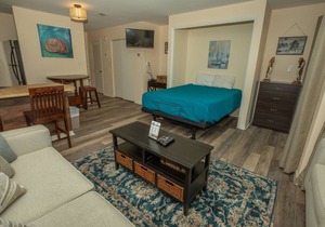 SPC8209 - Upstairs Studio with Murphy Bed - Sleeps 4