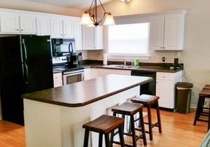 Spectacular Beach front Balcony, Few Steps to the beach ! 3 br/2 ba, sleep 8