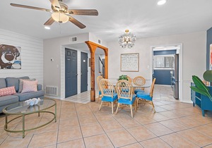 Steps 2 Priv Bch~Pools~Renovated~PetFriendly~SouthBay by the Gulf 122 Salty Paws