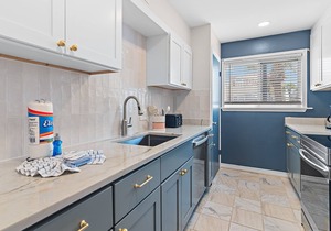 Steps 2 Priv Bch~Pools~Renovated~PetFriendly~SouthBay by the Gulf 122 Salty Paws