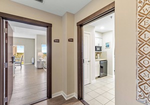Stunning 2BR/2BA Luau Condo at Sandestin Resort – 5-Min Walk to the Beach!