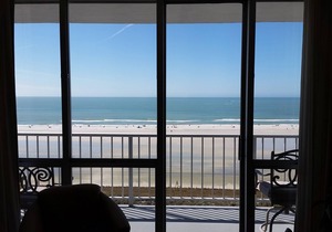 Stunning Full Beach/Sunset Views, Tennis, Convenient Location, Admiralty House