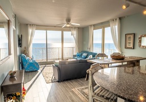 Stunning#Luxurious#Comfy#Clean#2Kings#paradise Found!