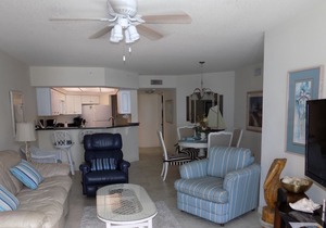 Sun, Fun, White Sand Beaches and Ocean Breezes! Do it all at The Summerhouse!