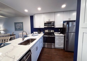 Sunny by the Sea-Edgewater Villa 608-Ground Floor-Free Beach Tram-Freshly Renovated-Fun in the sun!