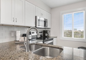 The Islander 415 Platinum Plus Unit with W/D -Seasonal Beach Service