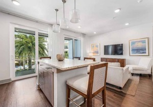 The Point 30A : 2nd Floor Suite #125 Resort Pool, & Inlet Beach Access!