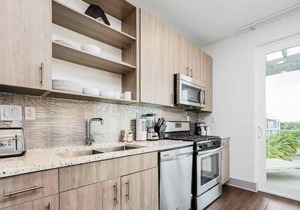 The Point 30A : 4th Floor Suite #143 Resort Pool, & Inlet Beach Access!