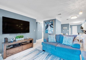 ✨Updated Furnishings~Walk to Beach~Pool~Holiday Isle~2BR Poolside Villas #104