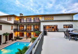 "Villa Blanco" Ultra Luxurious! Private, Heated Pool! Private Dock!