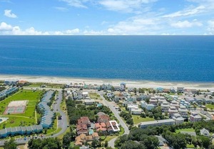 Walk 2 Beach ~ Two Private Balconies ~ Patio ~ Pool ~ 4BR Bella Costa 162