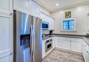 WaterColor 3BR Condo, Beach Club Passes, Bikes, Parking, Butterfly Garden View, And Bunk Room!