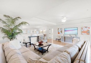 Watercolor Townhouse 9