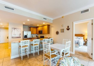 Waterfront Snowbird retreat with private balcony & pool - near the beach