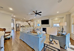 Watersound Beach Home - 6 Free Bikes - Deeded Beach Access - Sleeps 12