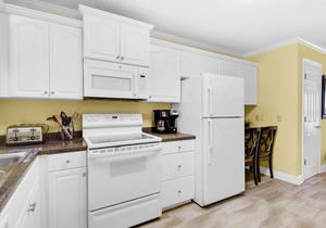 We❤️Snowbirds-🐶Pet Friendly-66ft to Beach Access-Pool-2BR Gulfside Condos #2