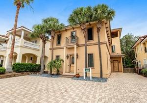 West End home with private hot tub, shared pool, gulf view, fast WiFi & AC