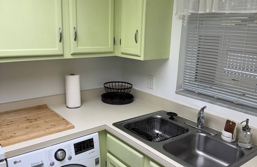Marco Island Condo | 1.5 bathroom 2Bedroom Townhouse Minutes from Marco Island Beach