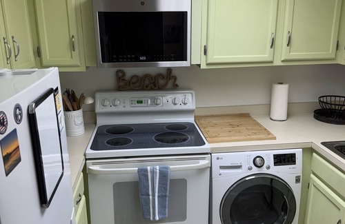 Marco Island Condo | 1.5 bathroom 2Bedroom Townhouse Minutes from Marco Island Beach