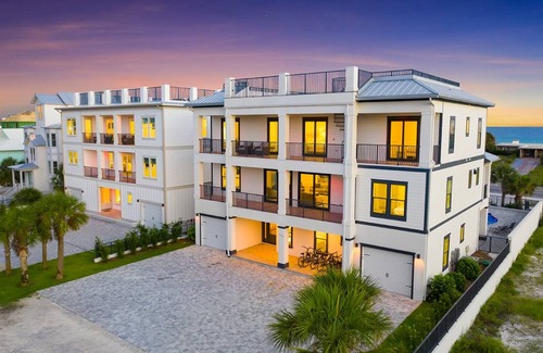 Dune Allen Beach House | 1048 m² House ∙ 18 bedrooms ∙ 56 guests