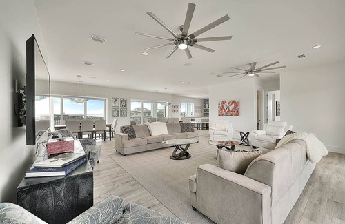 Dune Allen Beach House | 1048 m² House ∙ 18 bedrooms ∙ 56 guests