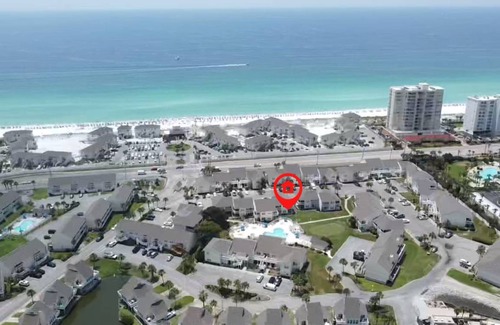 Holiday Isle Condo | 105 m² Condo ∙ 2 bedrooms ∙ 7 guests
