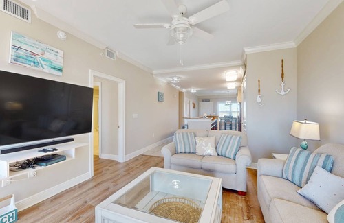 Mexico Beach Condo | 107 m² Condo ∙ 2 bedrooms ∙ 6 guests