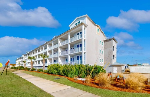 Mexico Beach Condo | 107 m² Condo ∙ 2 bedrooms ∙ 7 guests