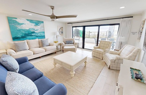 Holiday Isle Condo | 109 m² Condo ∙ 2 bedrooms ∙ 10 guests