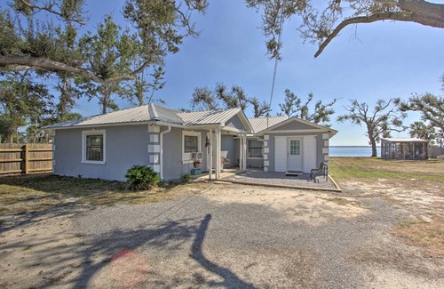Parker House | 111 m² House ∙ 2 bedrooms ∙ 6 guests